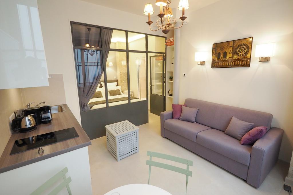 Saint Germain Cosy Chicsuites Paris Room photo