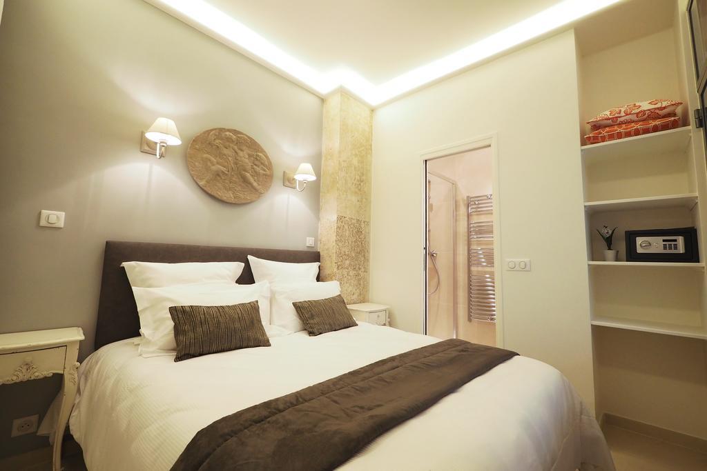 Saint Germain Cosy Chicsuites Paris Room photo
