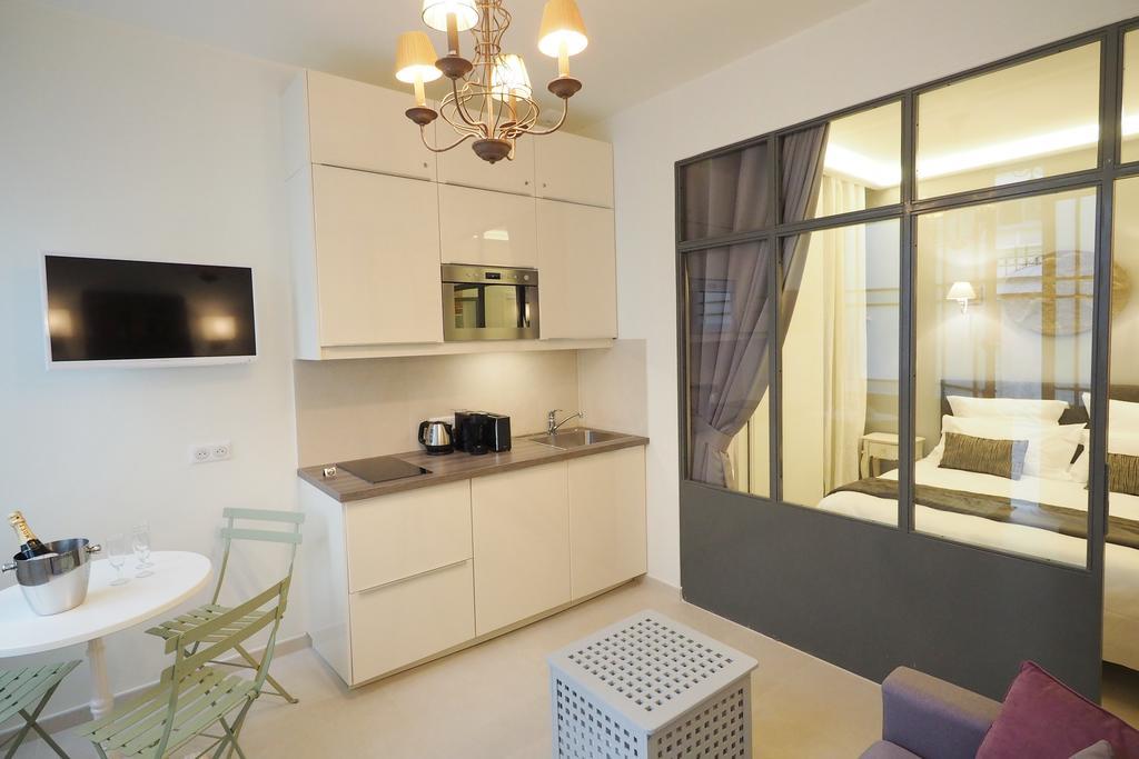 Saint Germain Cosy Chicsuites Paris Room photo